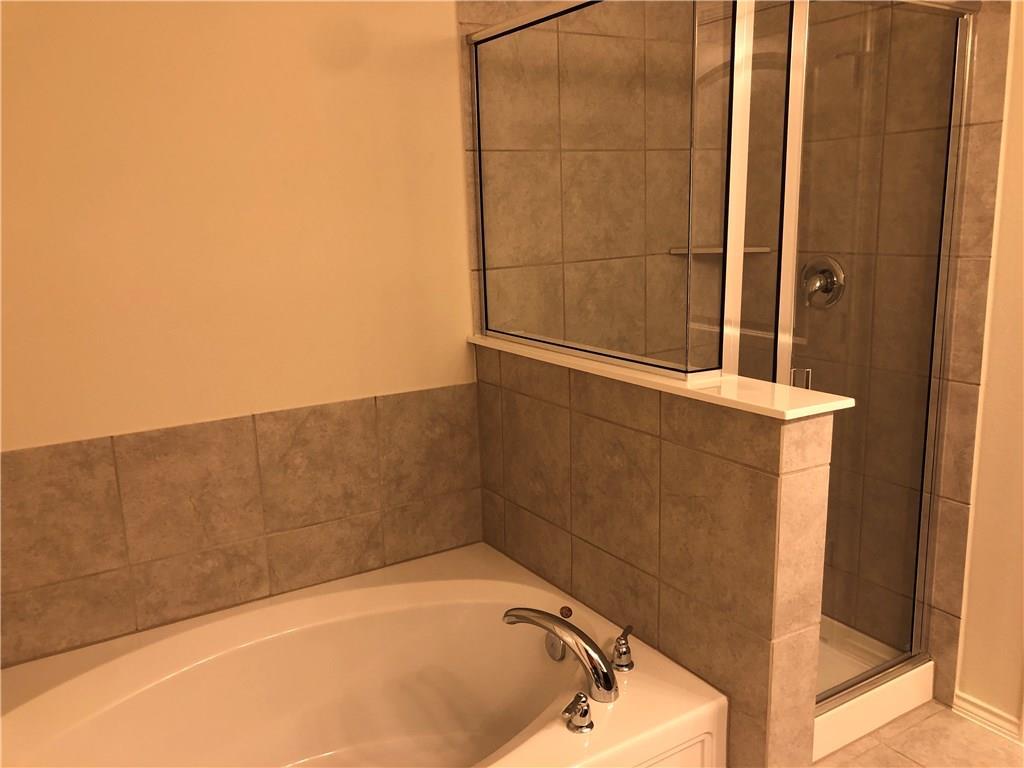 108 Yellowbark St Property Photo 16