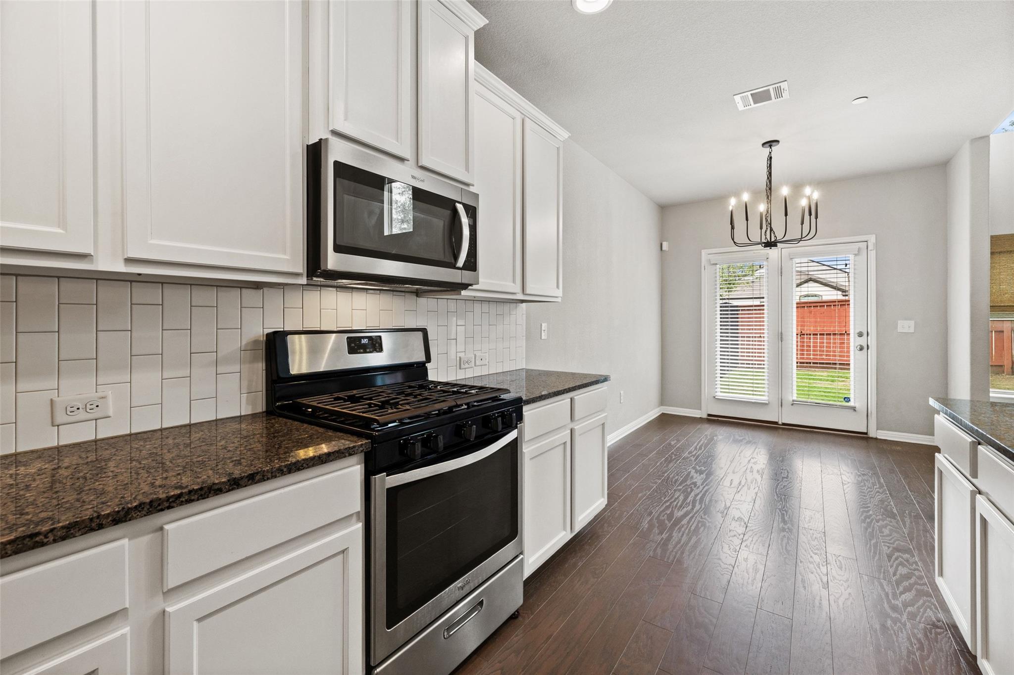 1615 Airedale Rd Property Photo 19