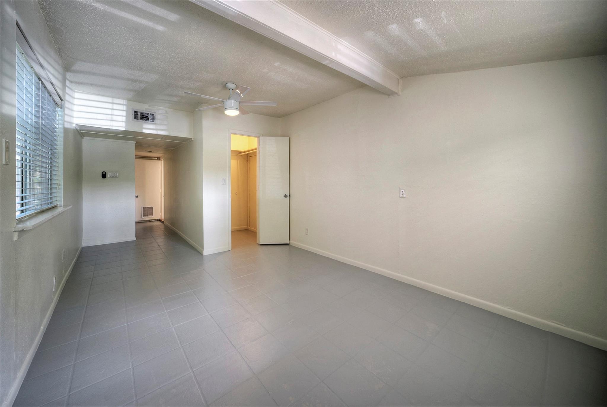 1803 Pearl St Property Photo 17