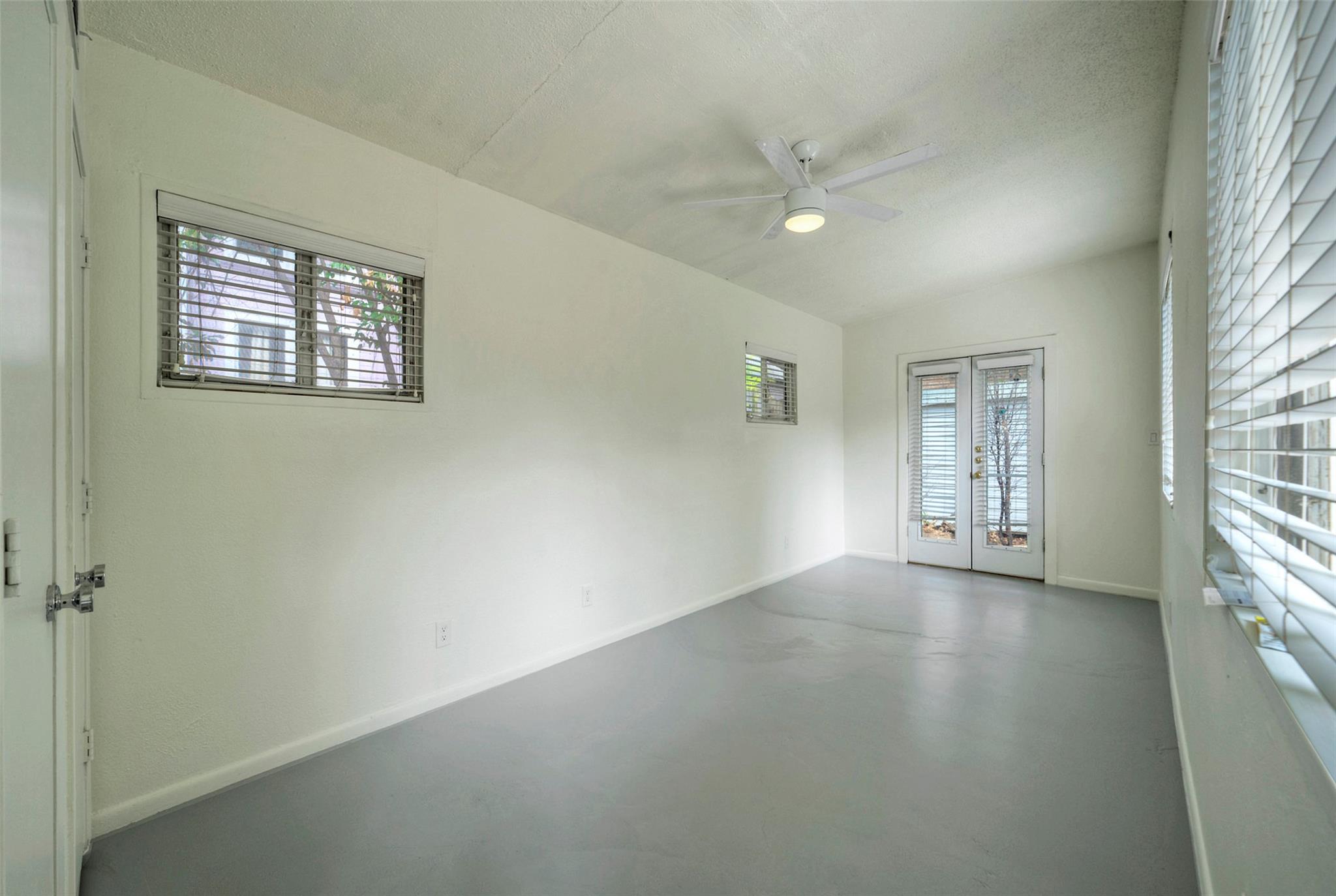 1803 Pearl St Property Photo 18