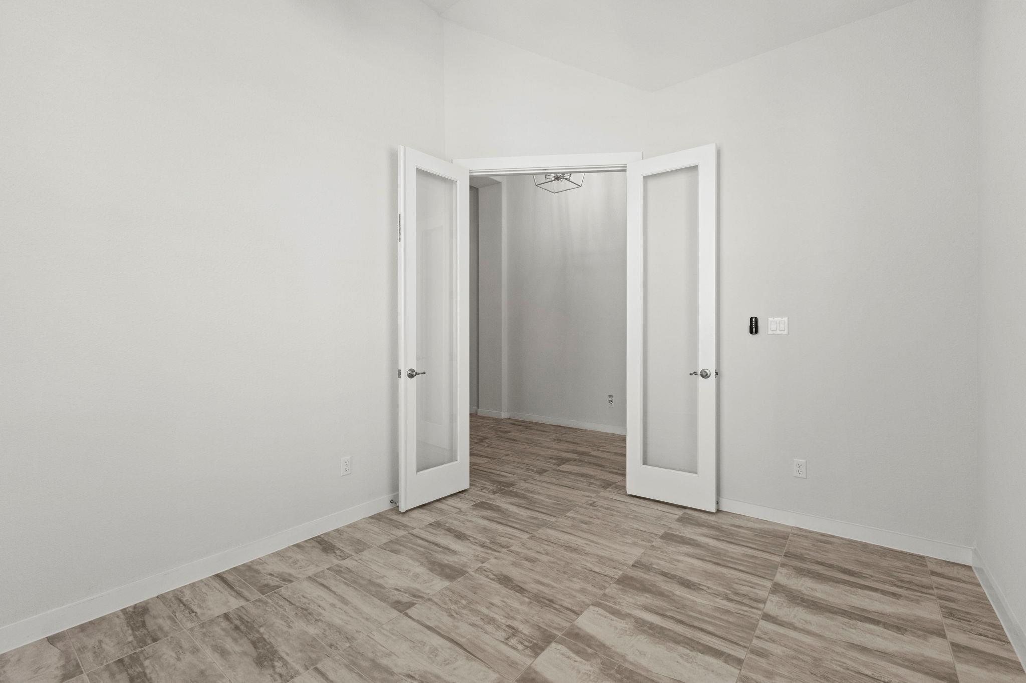 1204 Texas Ash Ln Property Photo 6