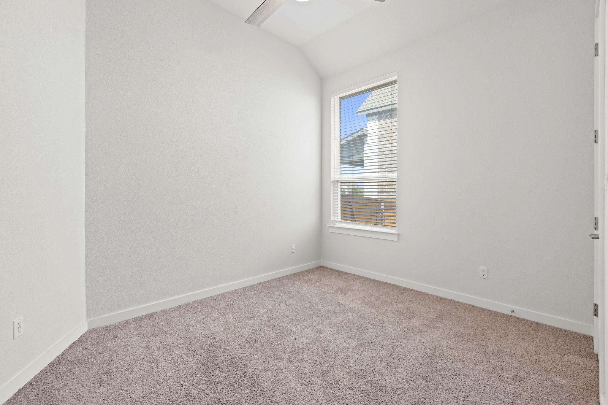1204 Texas Ash Ln Property Photo 27