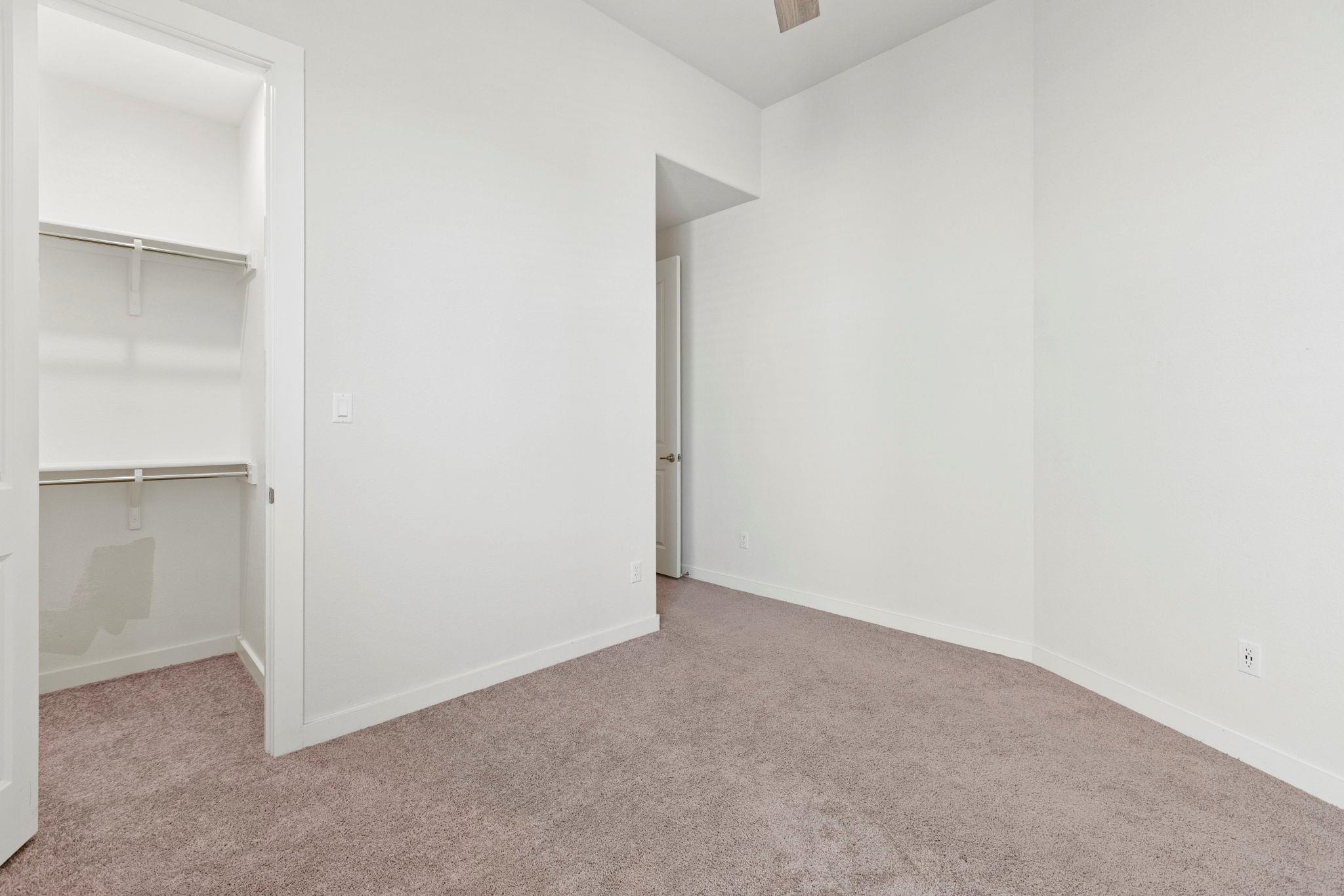 1204 Texas Ash Ln Property Photo 28