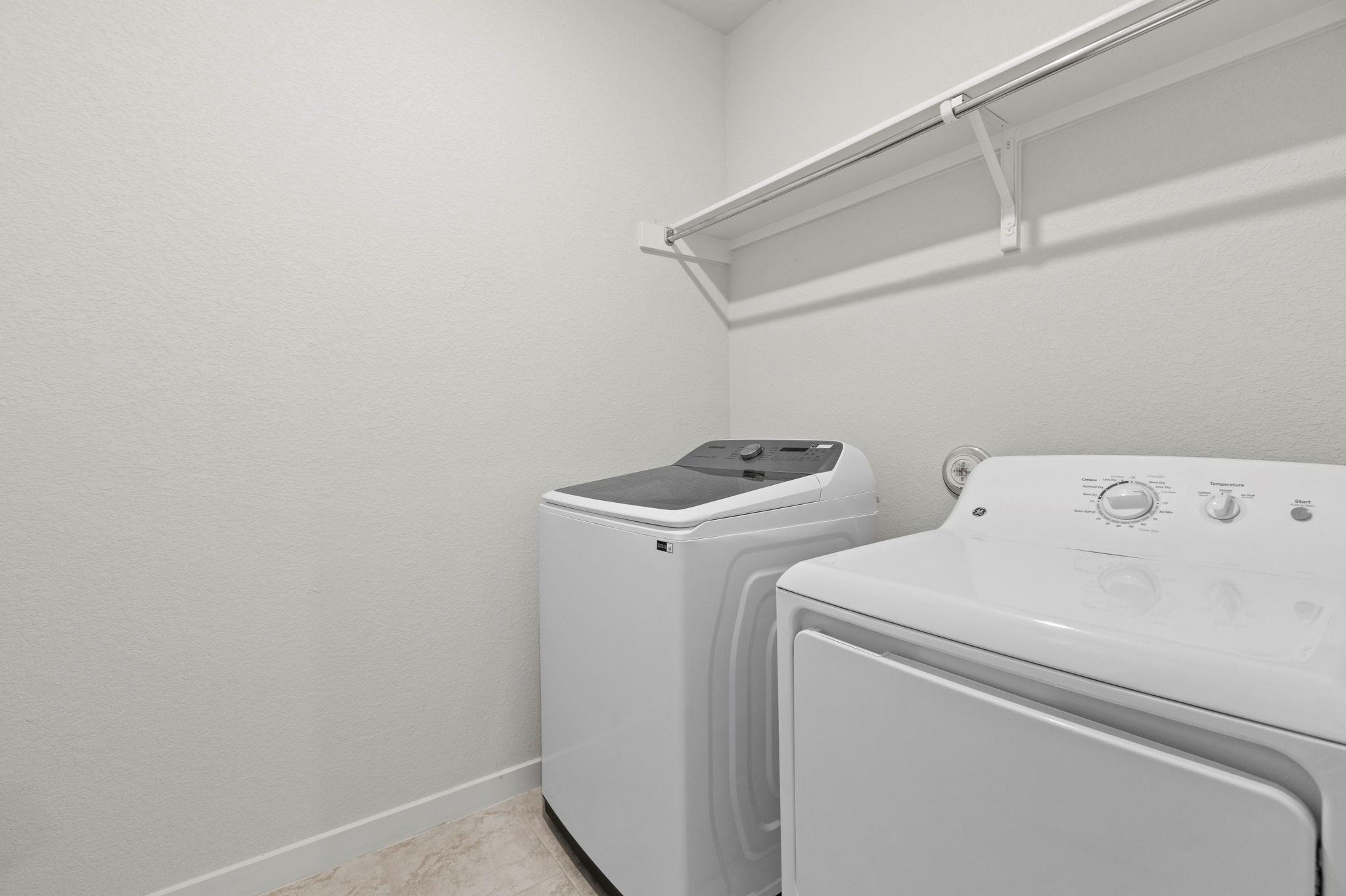 1204 Texas Ash Ln Property Photo 34