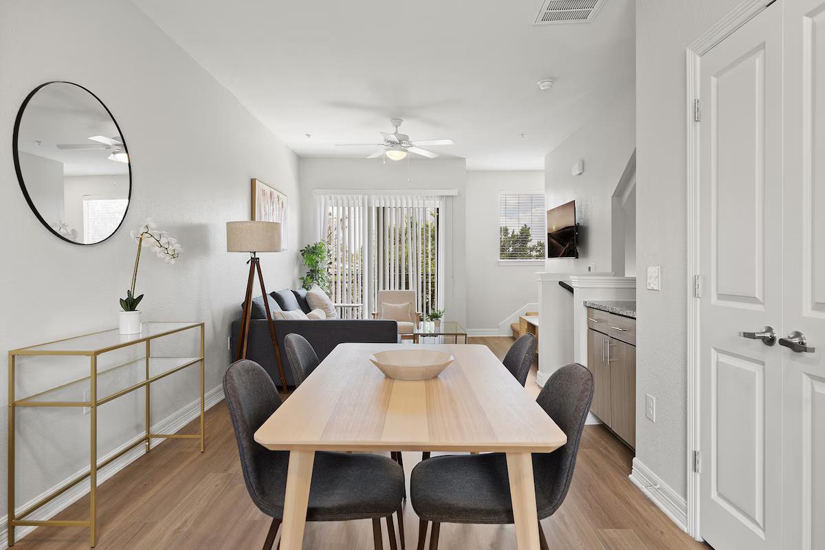 1201 W Whitestone Blvd #h-203 Property Photo 3