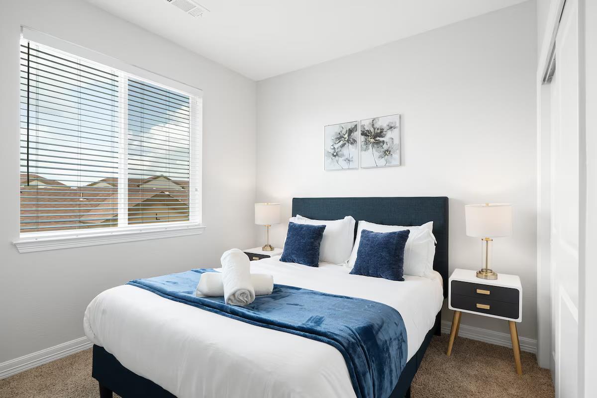 1201 W Whitestone Blvd #h-203 Property Photo 4