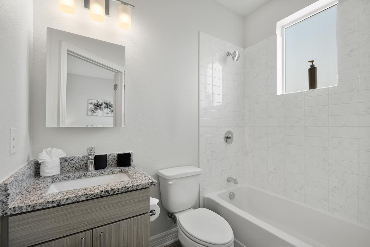 1201 W Whitestone Blvd #h-203 Property Photo 7