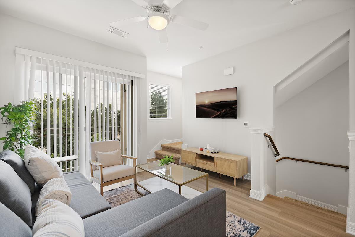 1201 W Whitestone Blvd #h-203 Property Photo 20