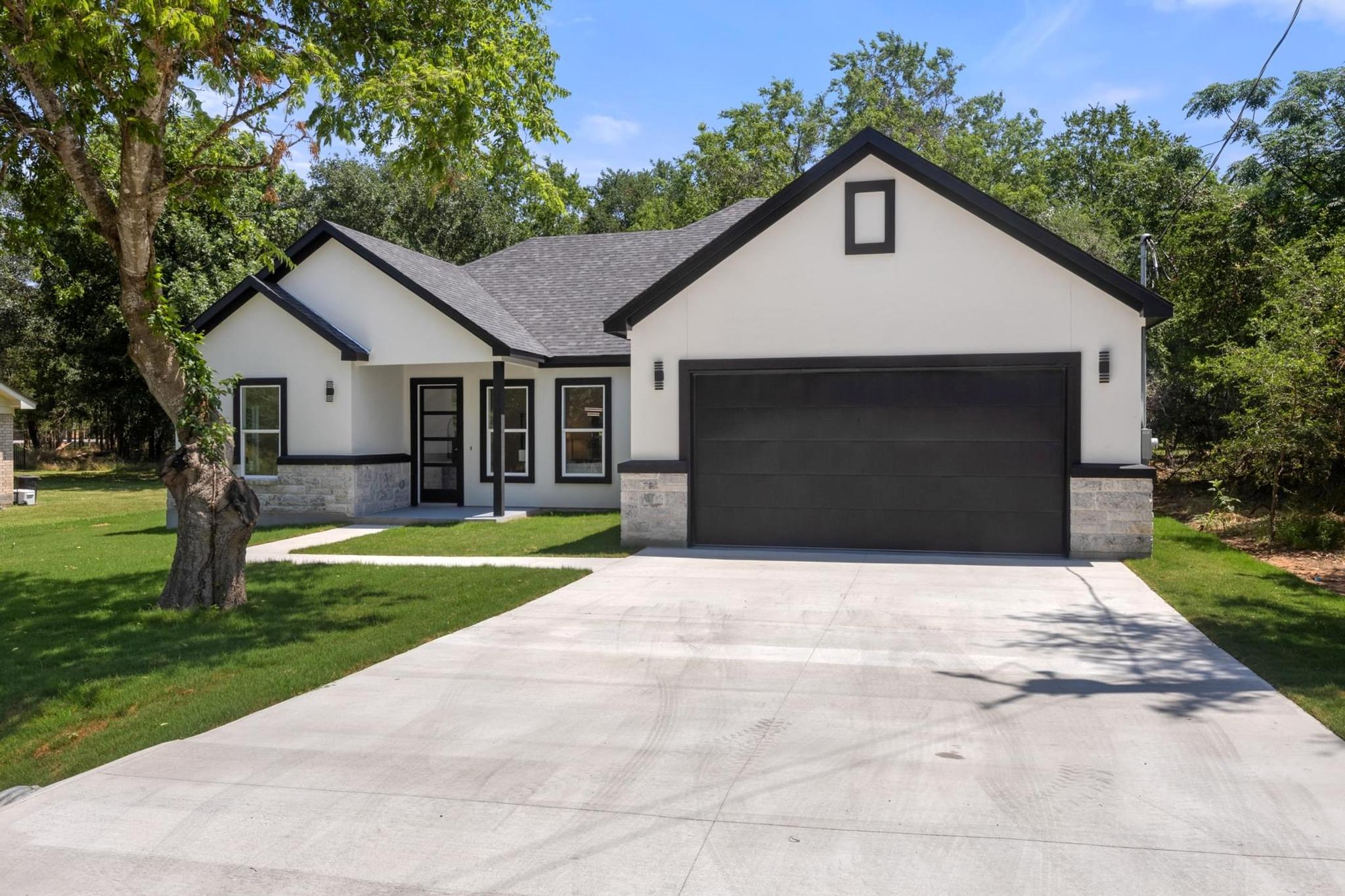 147 Puu Waa Waa Ln Property Photo 1