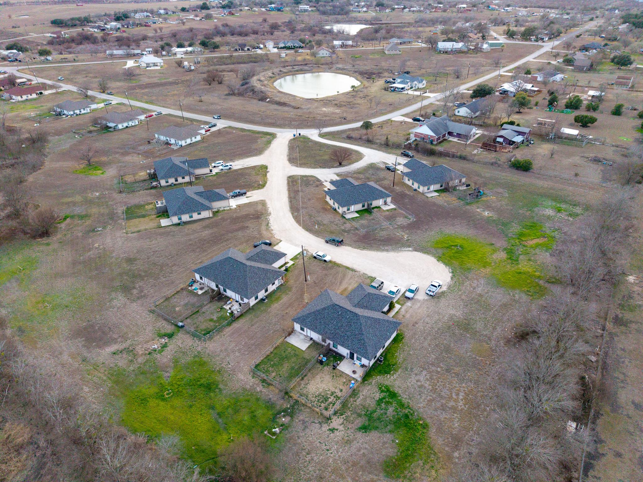 540-566 Crest Circle Dr Property Photo 1