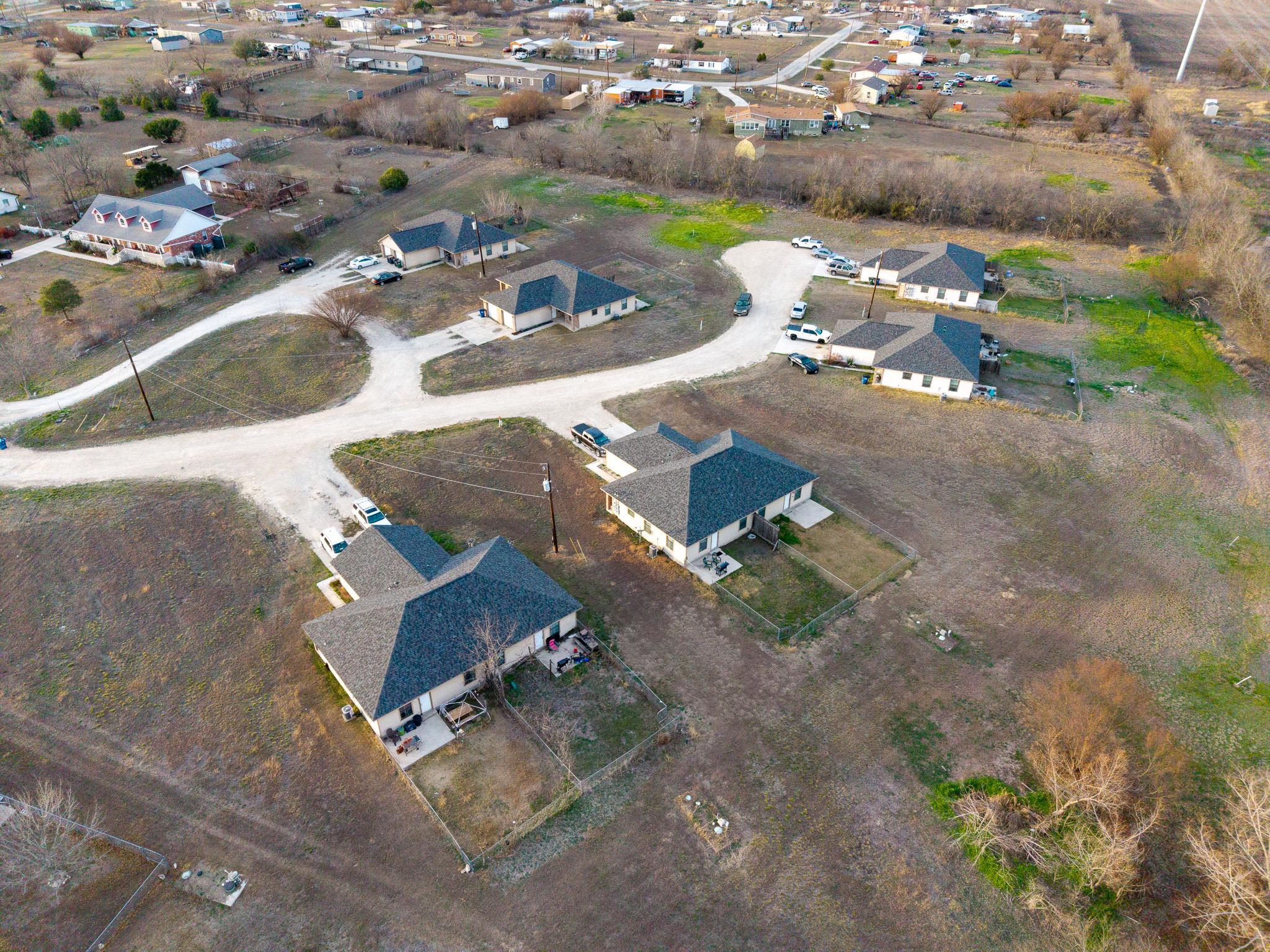 540-566 Crest Circle Dr Property Photo 12