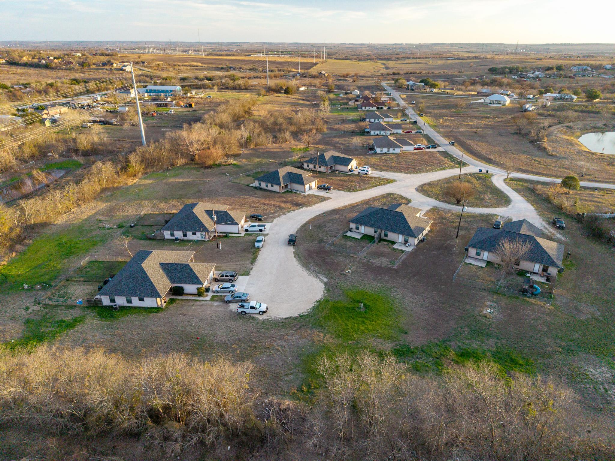 540-566 Crest Circle Dr Property Photo 20