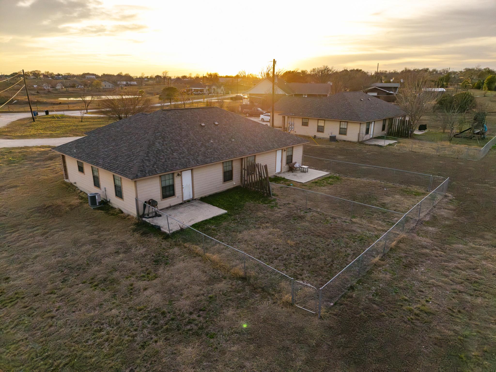 540-566 Crest Circle Dr Property Photo 21