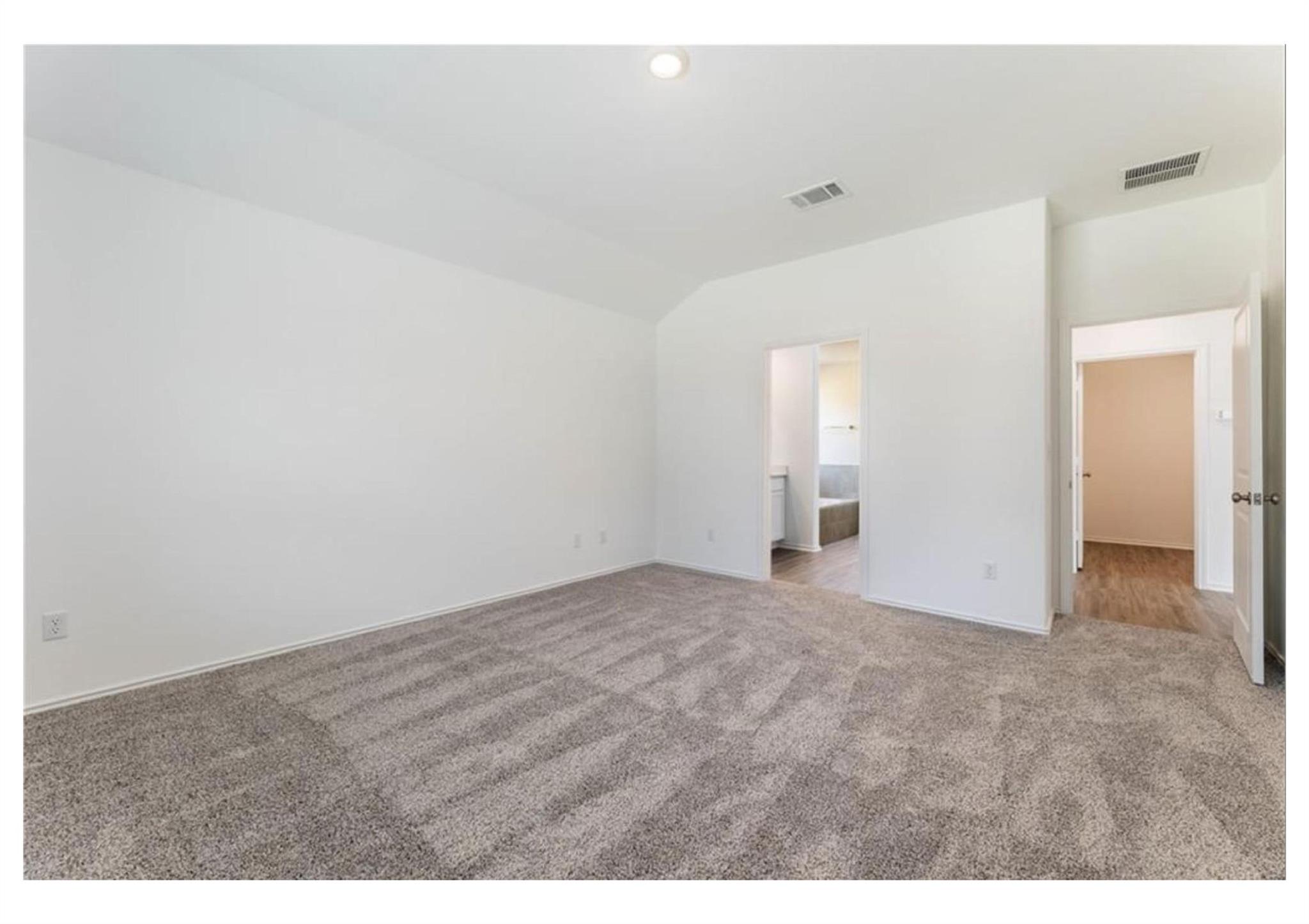 381 Jack Ryan St Property Photo 11