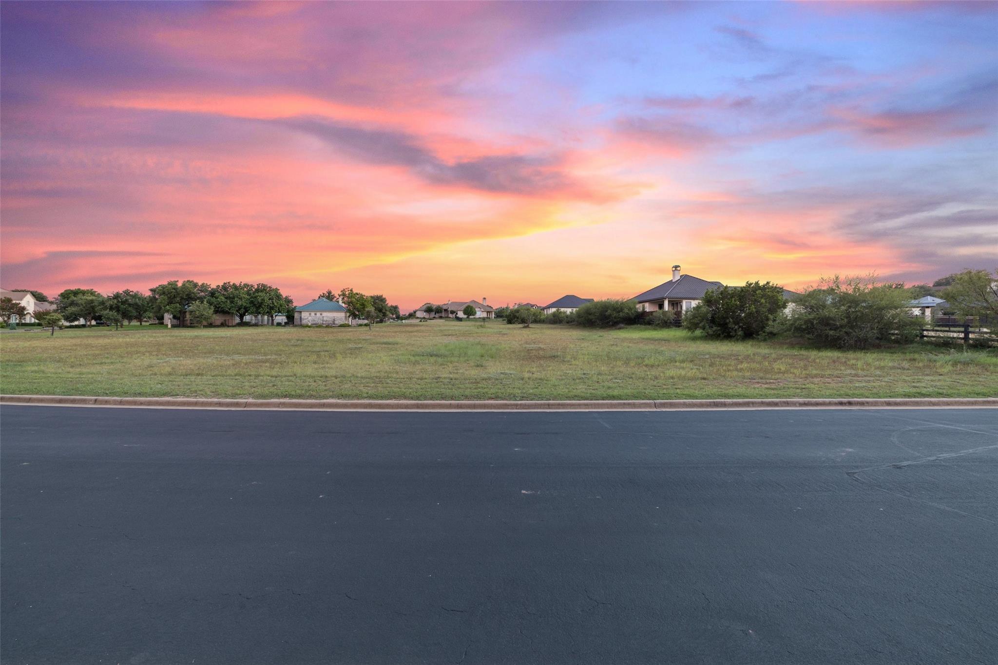 26605 Woodpecker Trl Property Photo 3