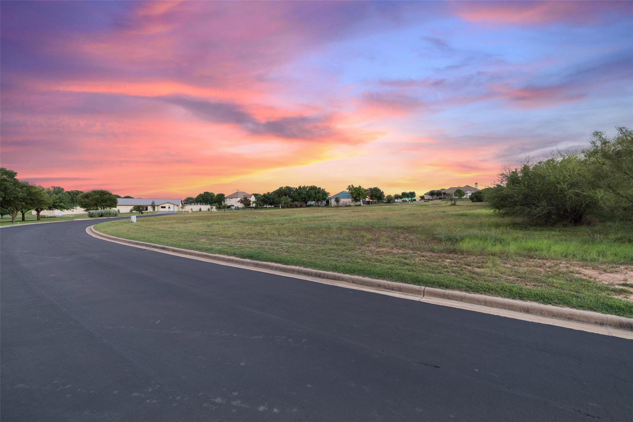 26605 Woodpecker Trl Property Photo 9
