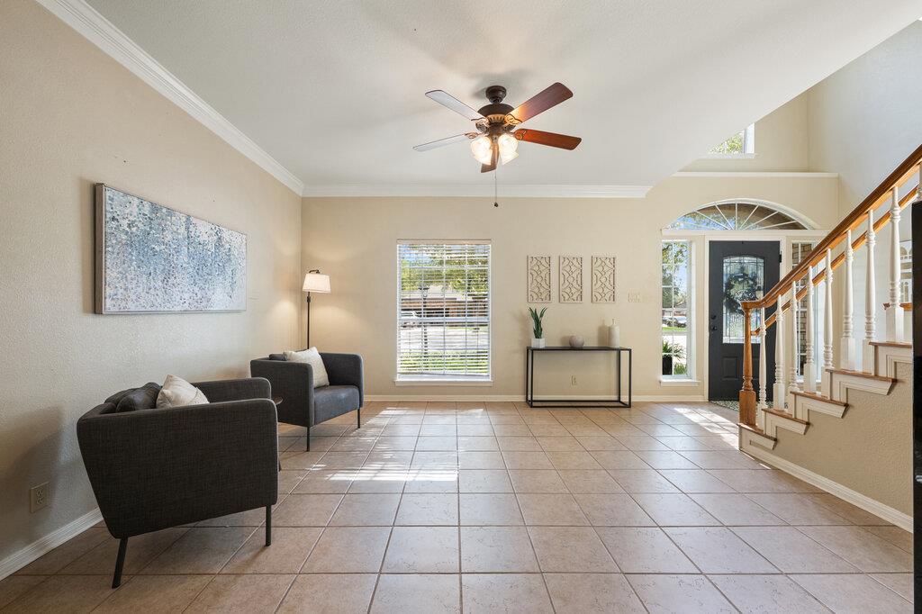 10404 Wolftrap Dr Property Photo 5