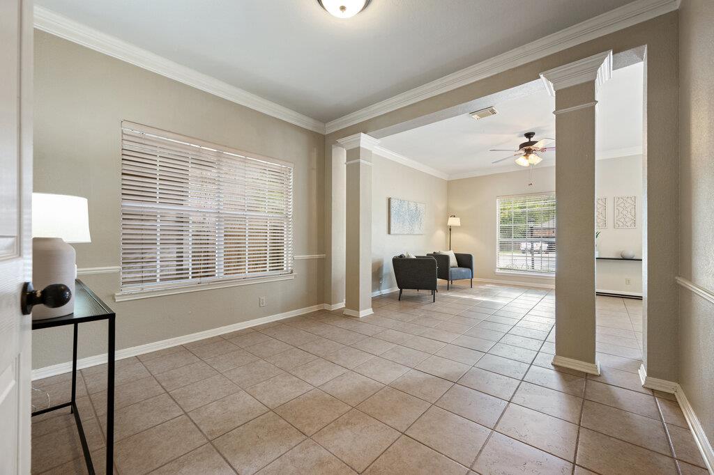 10404 Wolftrap Dr Property Photo 6