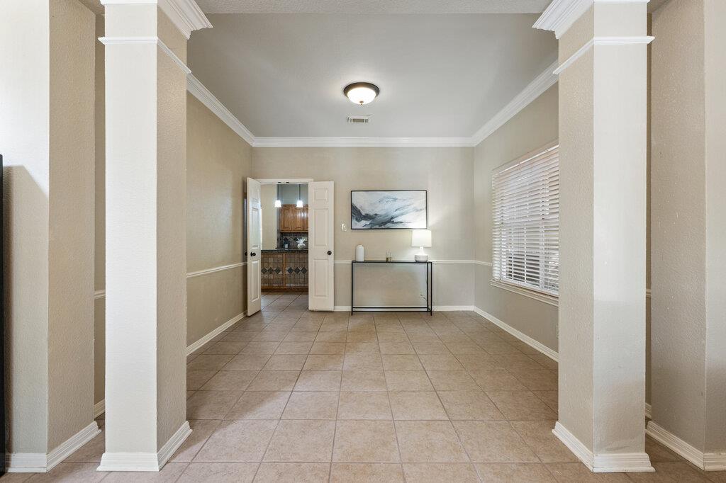 10404 Wolftrap Dr Property Photo 7