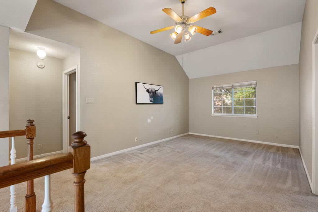 10404 Wolftrap Dr Property Photo 21