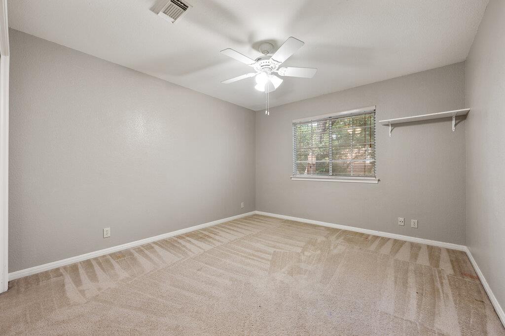 10404 Wolftrap Dr Property Photo 26