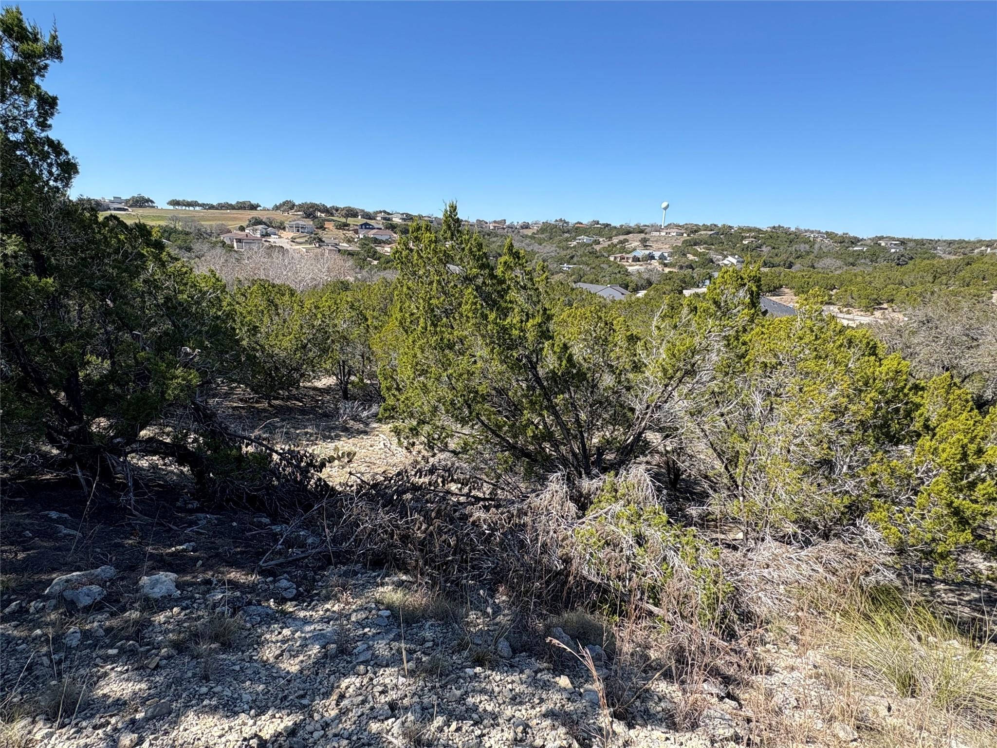 3304 Constitution Dr Property Photo 4