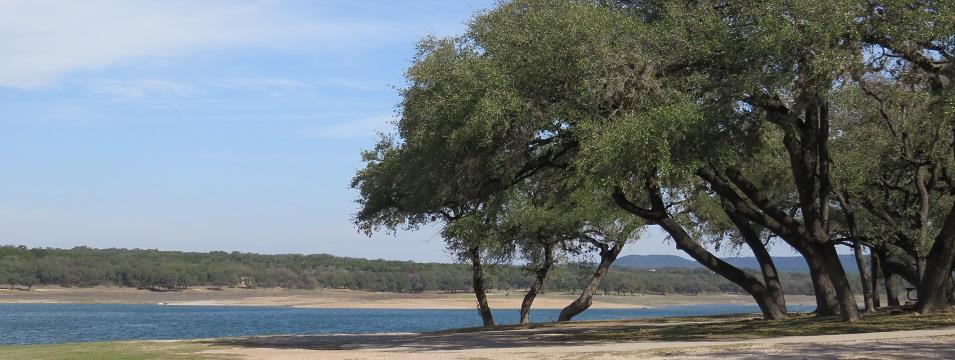 3304 Constitution Dr Property Photo 8