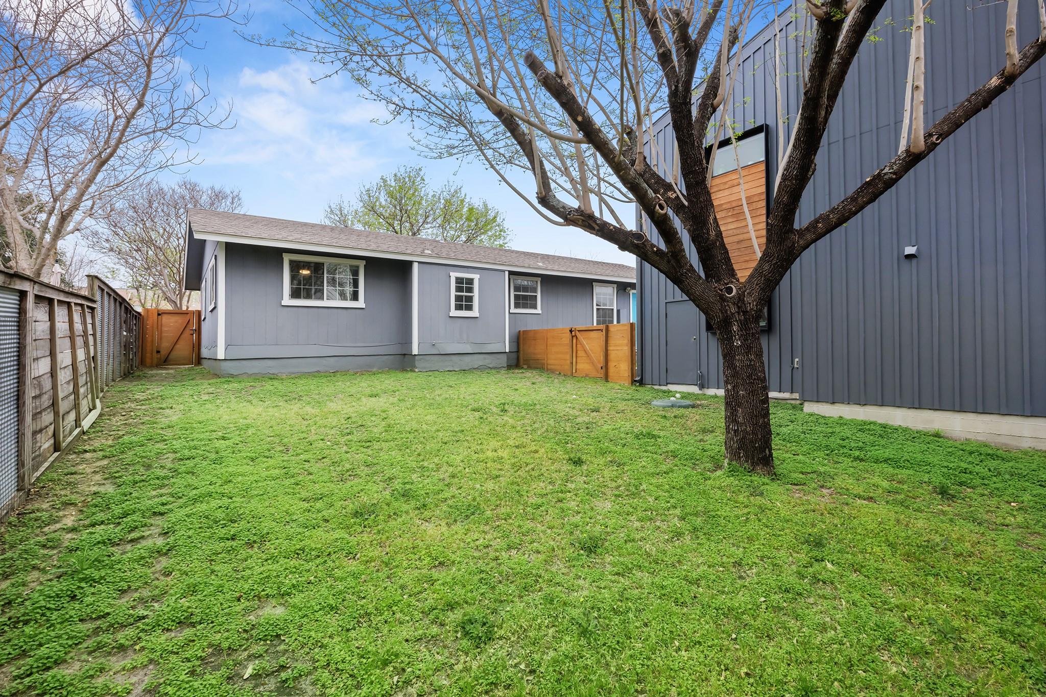 1111 Lawson Ln Property Photo 20