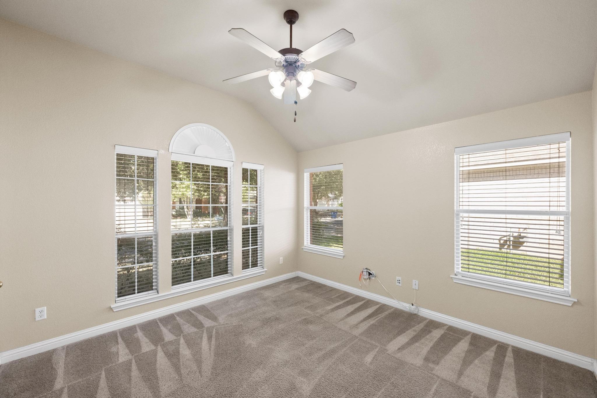 10409 Yellowstone Dr Property Photo 13
