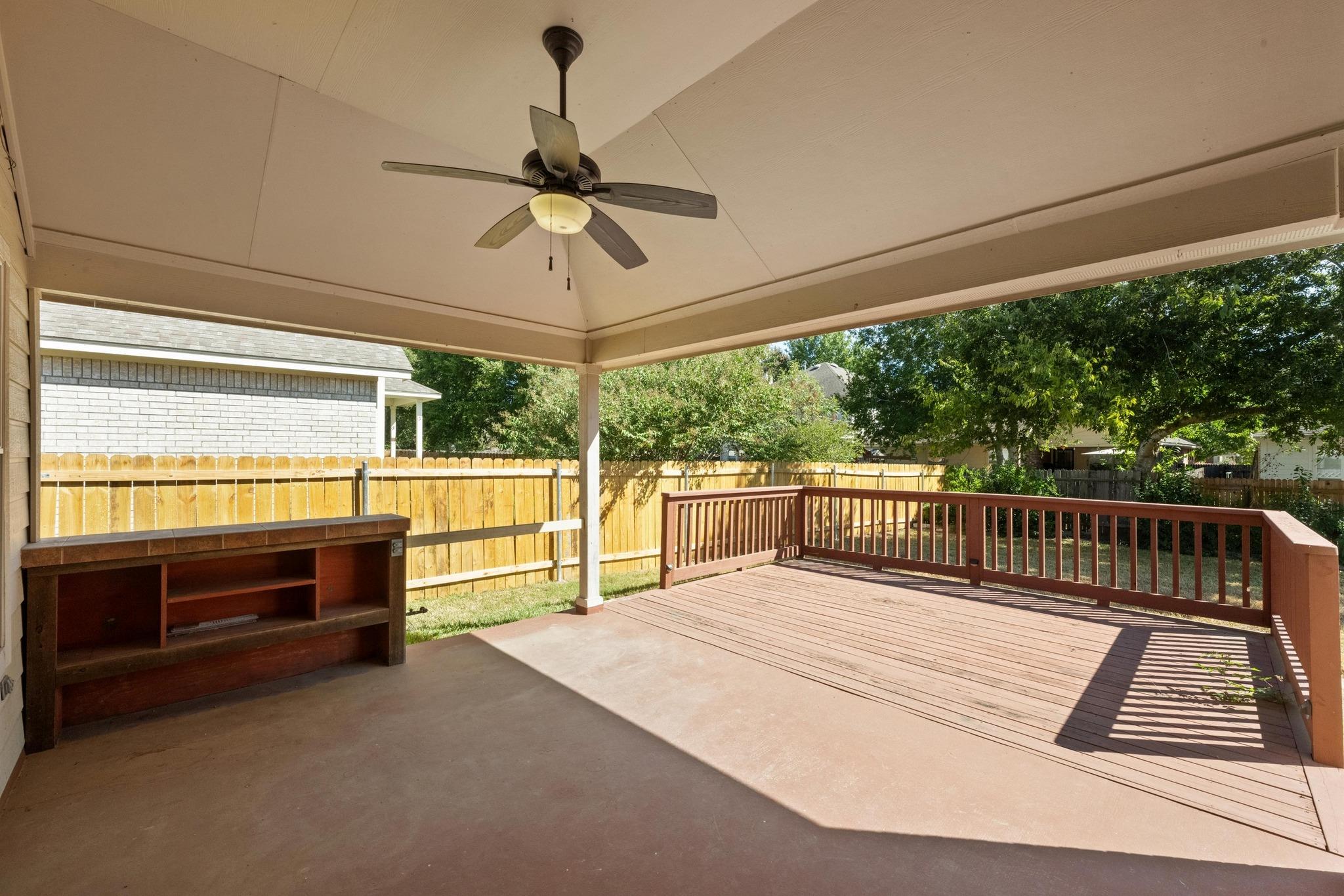 10409 Yellowstone Dr Property Photo 25