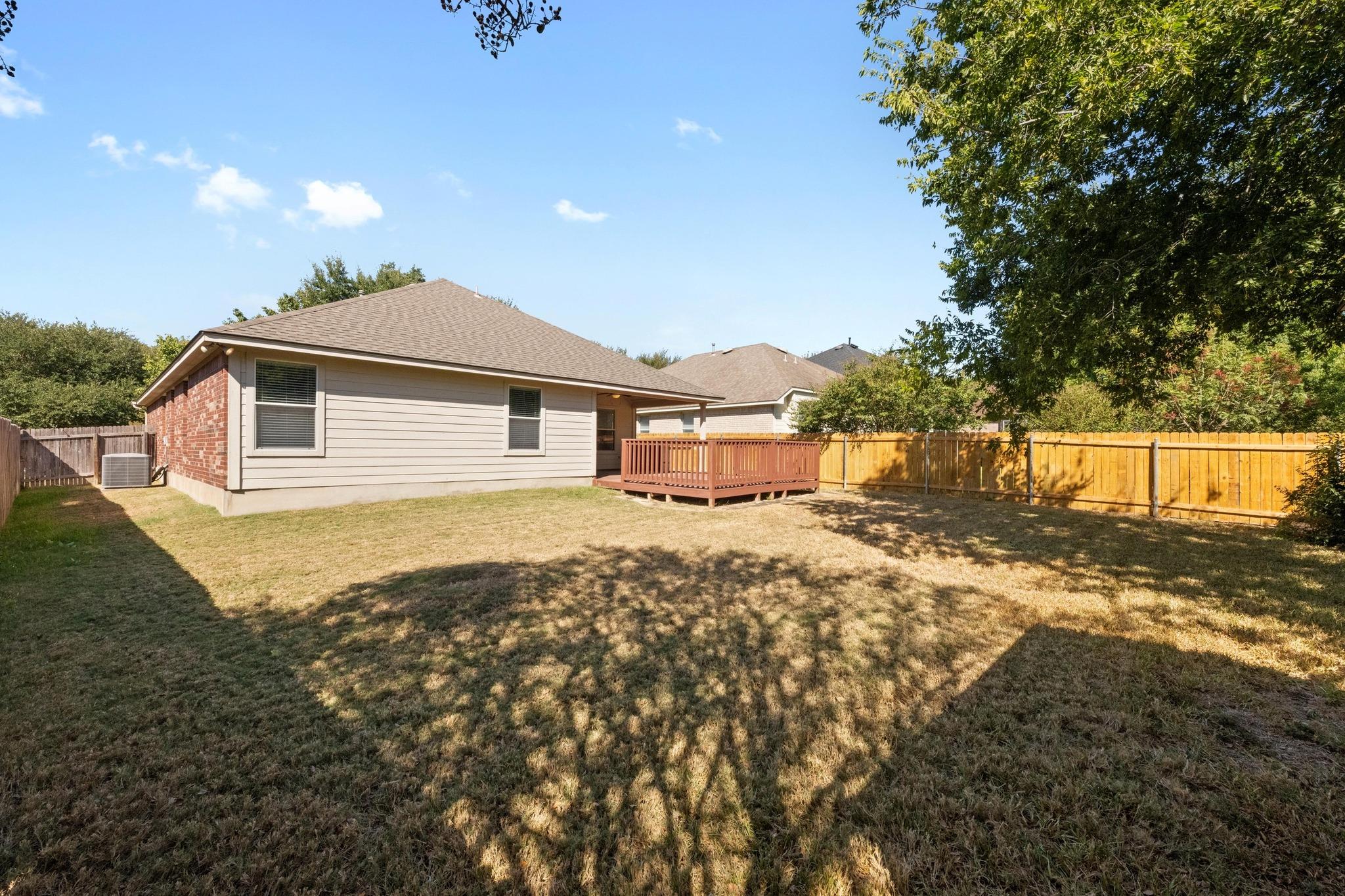 10409 Yellowstone Dr Property Photo 29