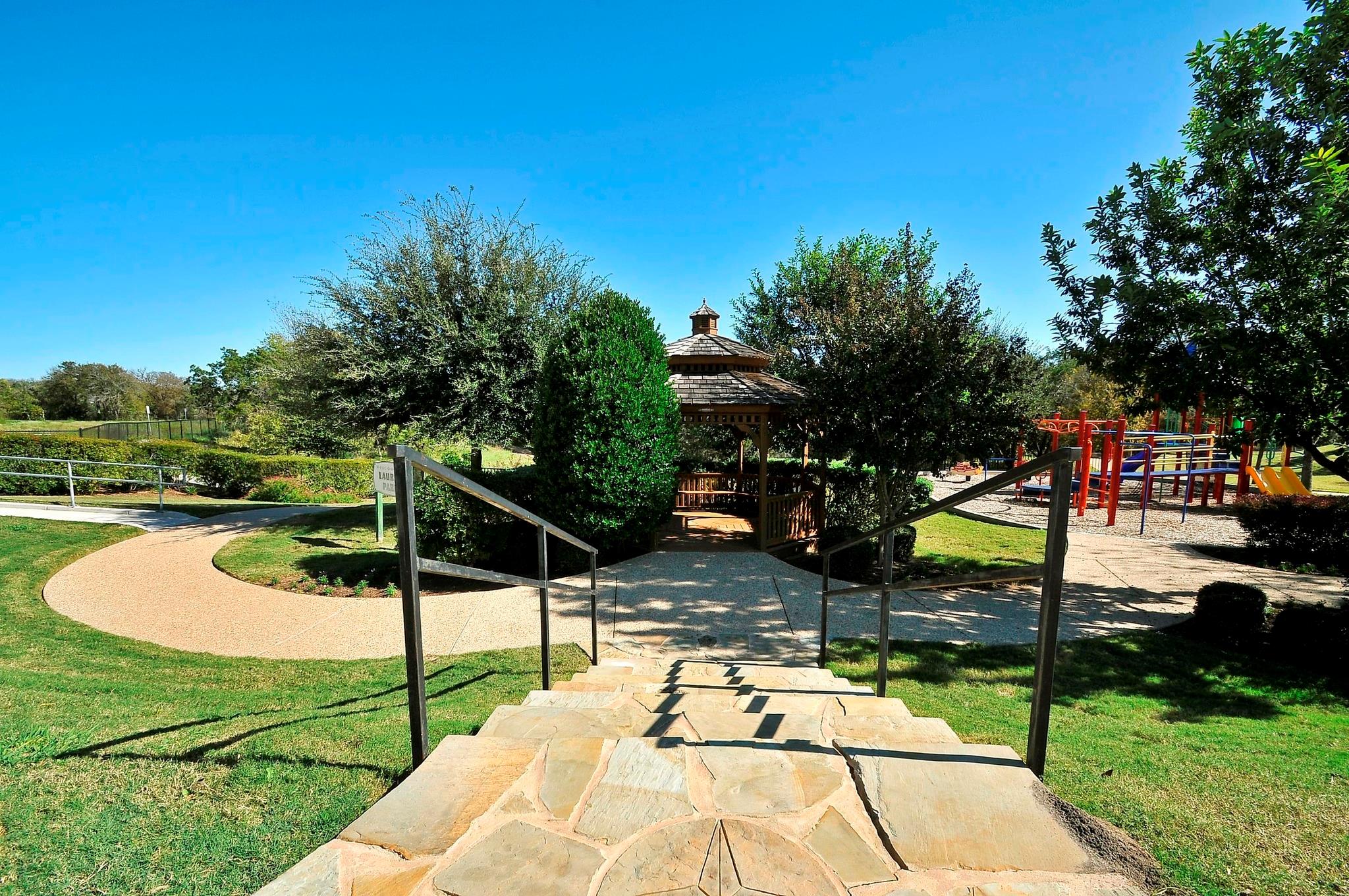 10409 Yellowstone Dr Property Photo 37
