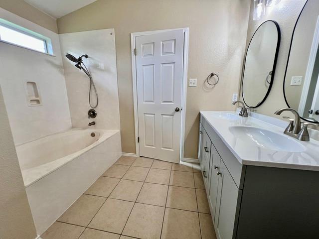 1005 W South St Property Photo 31