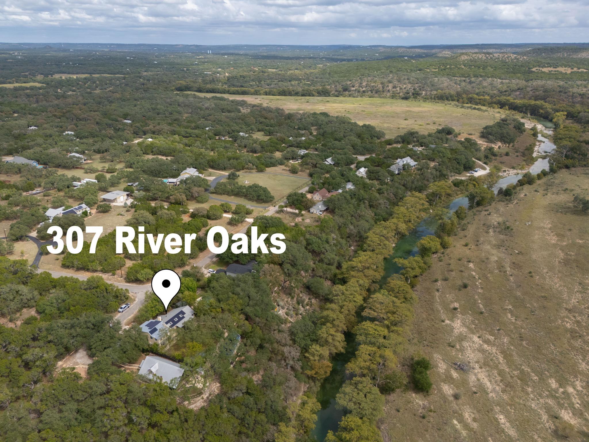 307 River Oaks Dr Property Photo 1
