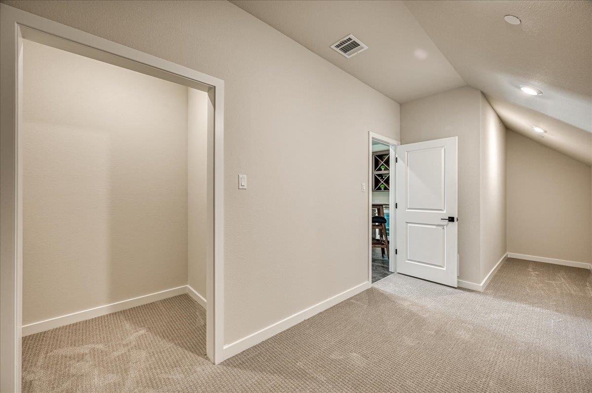 228 John Webster St Property Photo 22