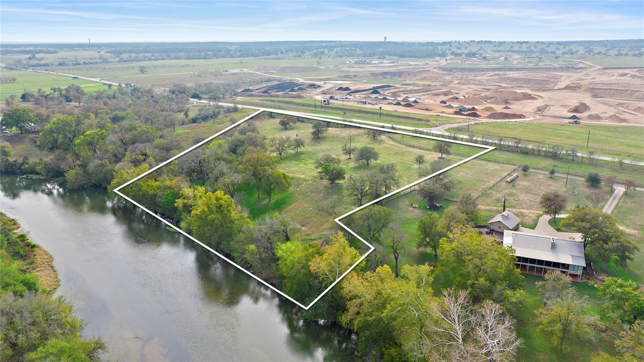 611 Fm 969 None Property Photo 11