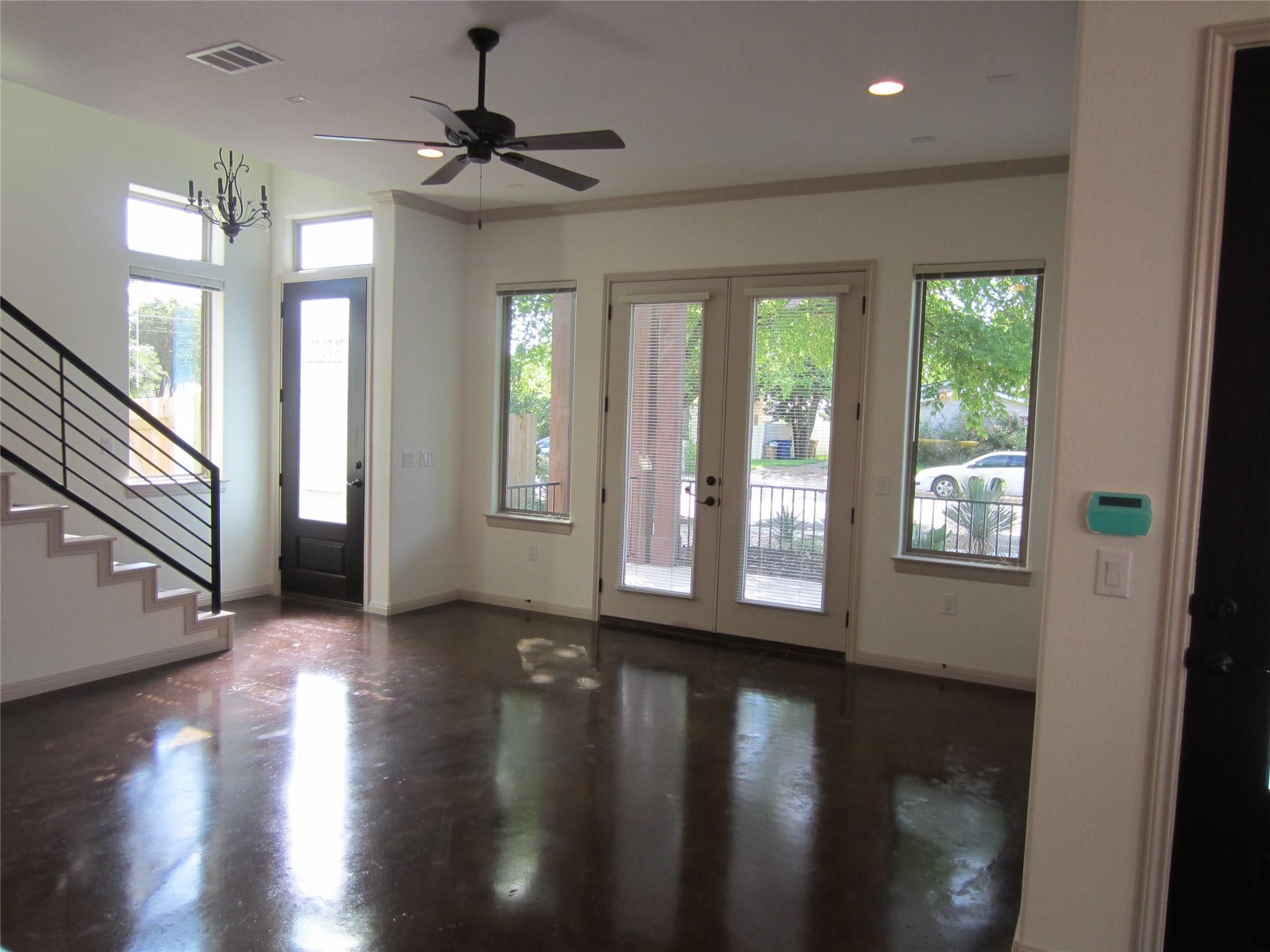 5305 Duval St #a Property Photo 5