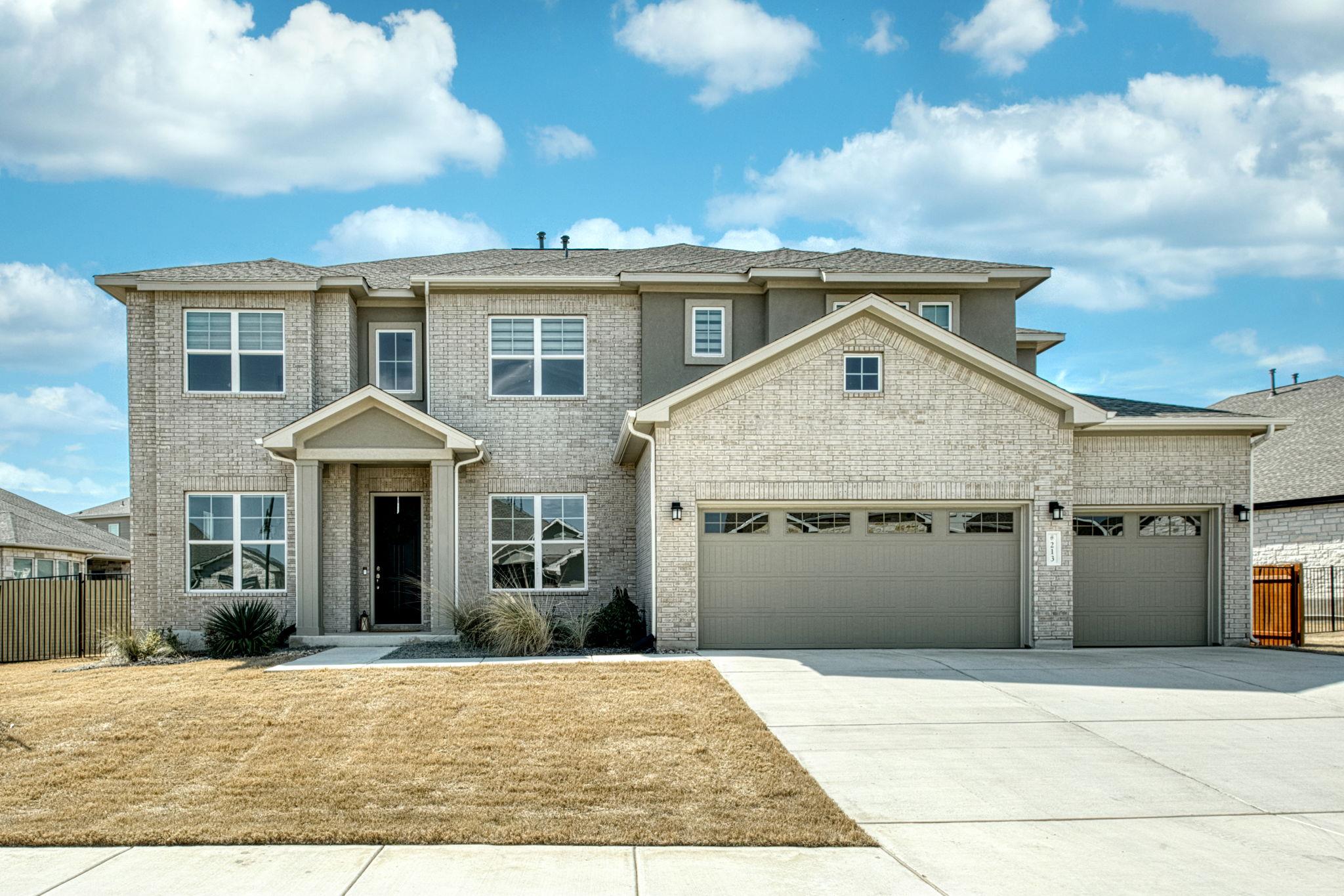 213 Great Lawn Bnd Property Photo