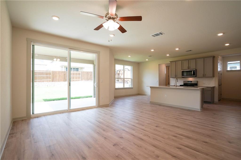2341 Gabriels Horn Rd Property Photo 4