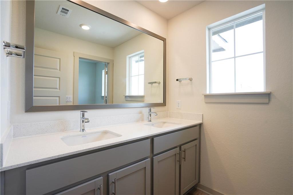 2341 Gabriels Horn Rd Property Photo 12