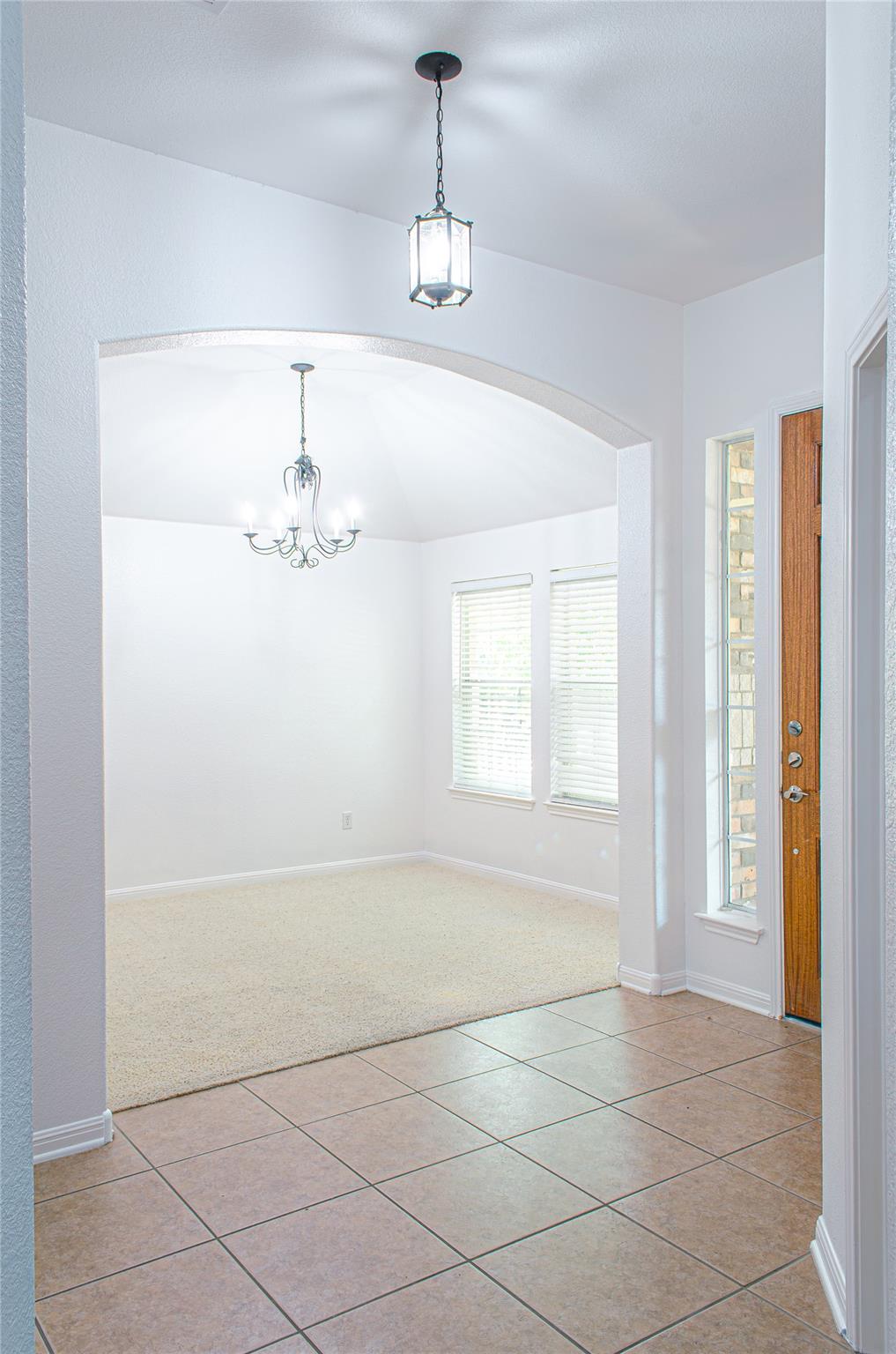 7709 Black Mountain Dr Property Photo 3