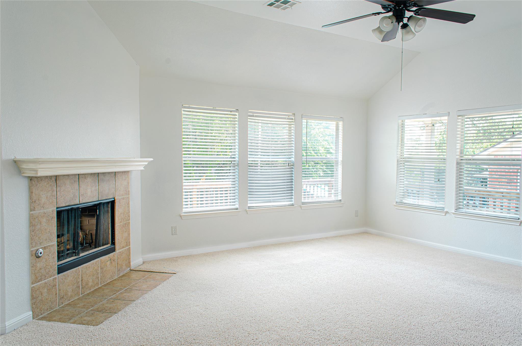 7709 Black Mountain Dr Property Photo 4