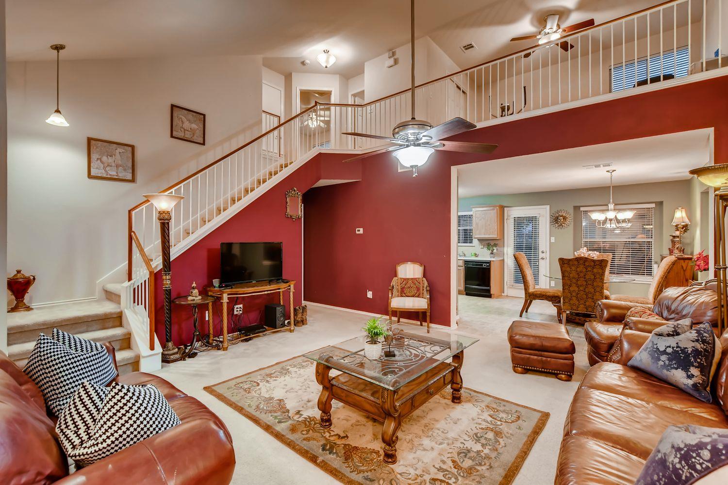 504 Woodsorrel Way Property Photo 3