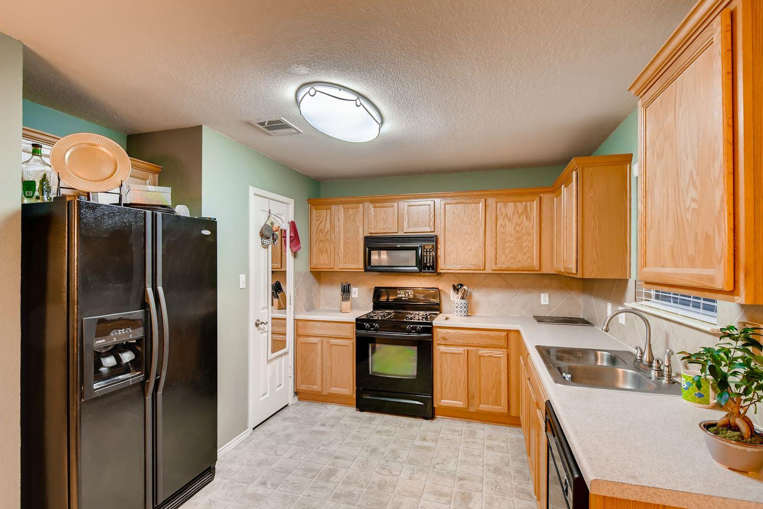 504 Woodsorrel Way Property Photo 4