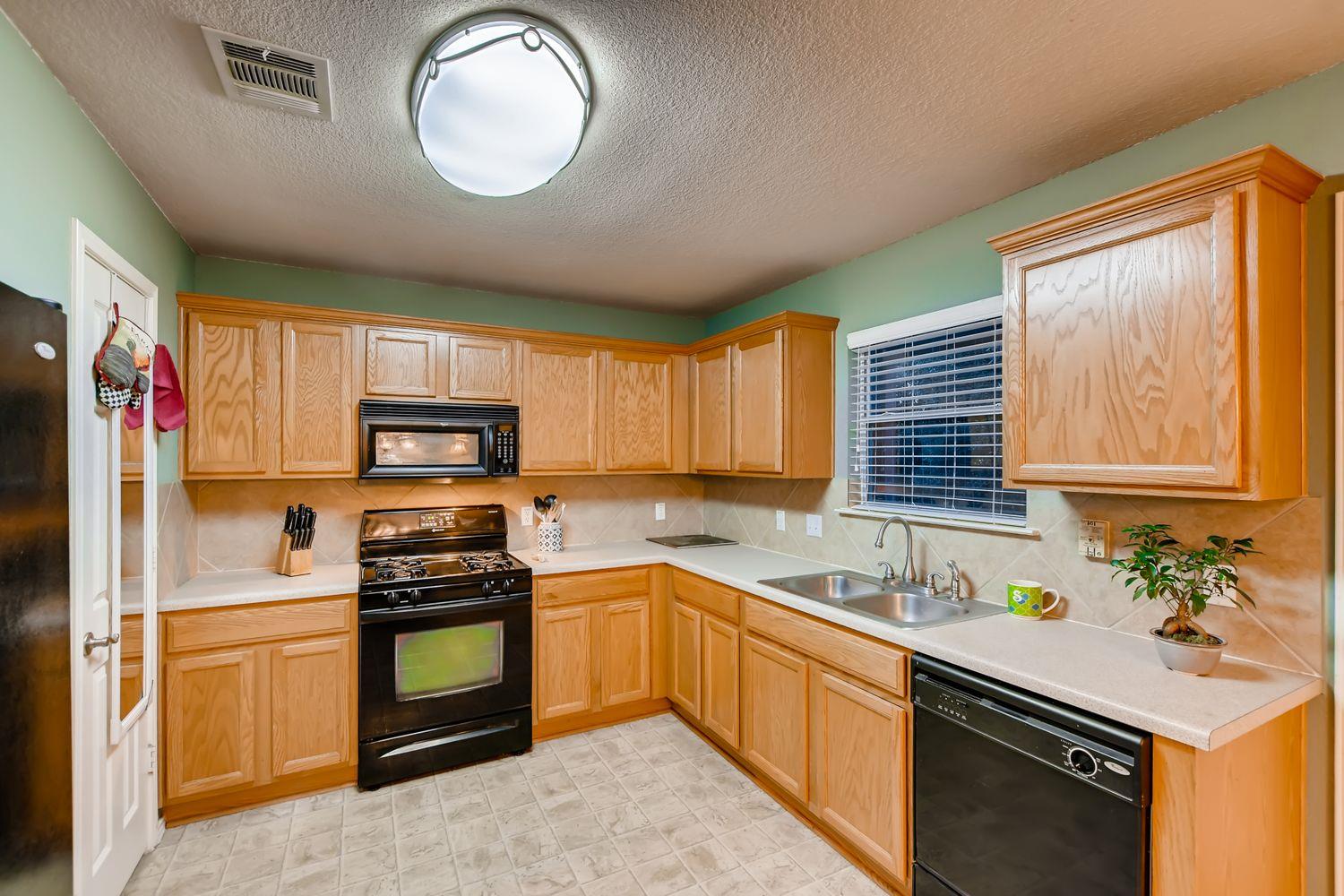 504 Woodsorrel Way Property Photo 5