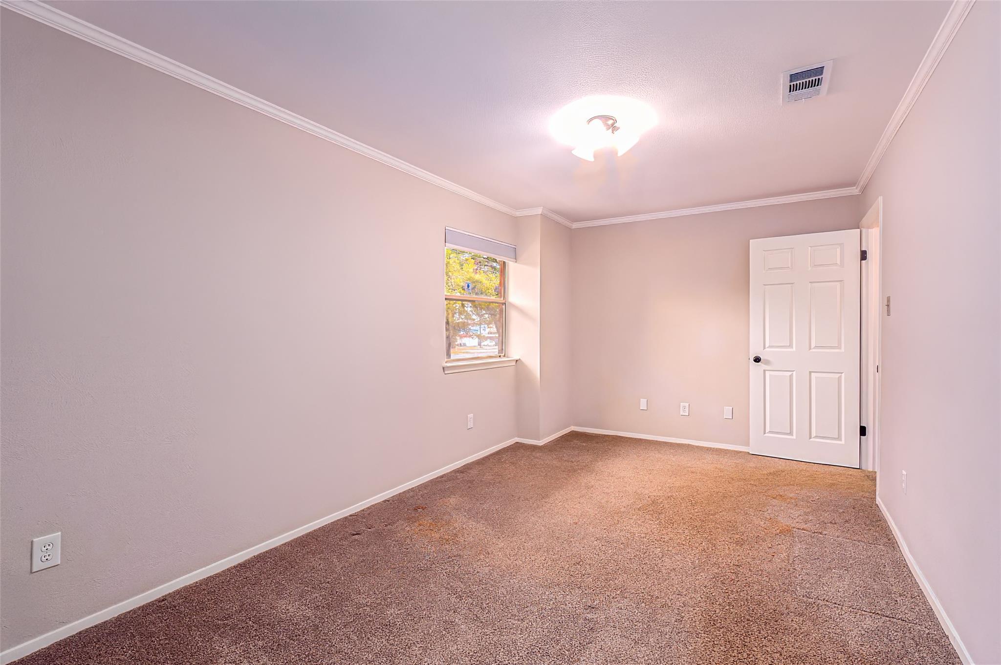 5608 Cougar Dr #118 Property Photo 15