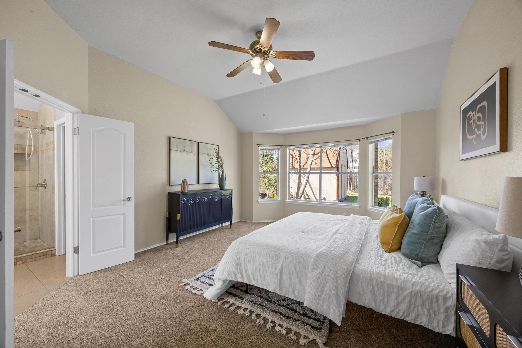 2215 Granger Ln Property Photo 16