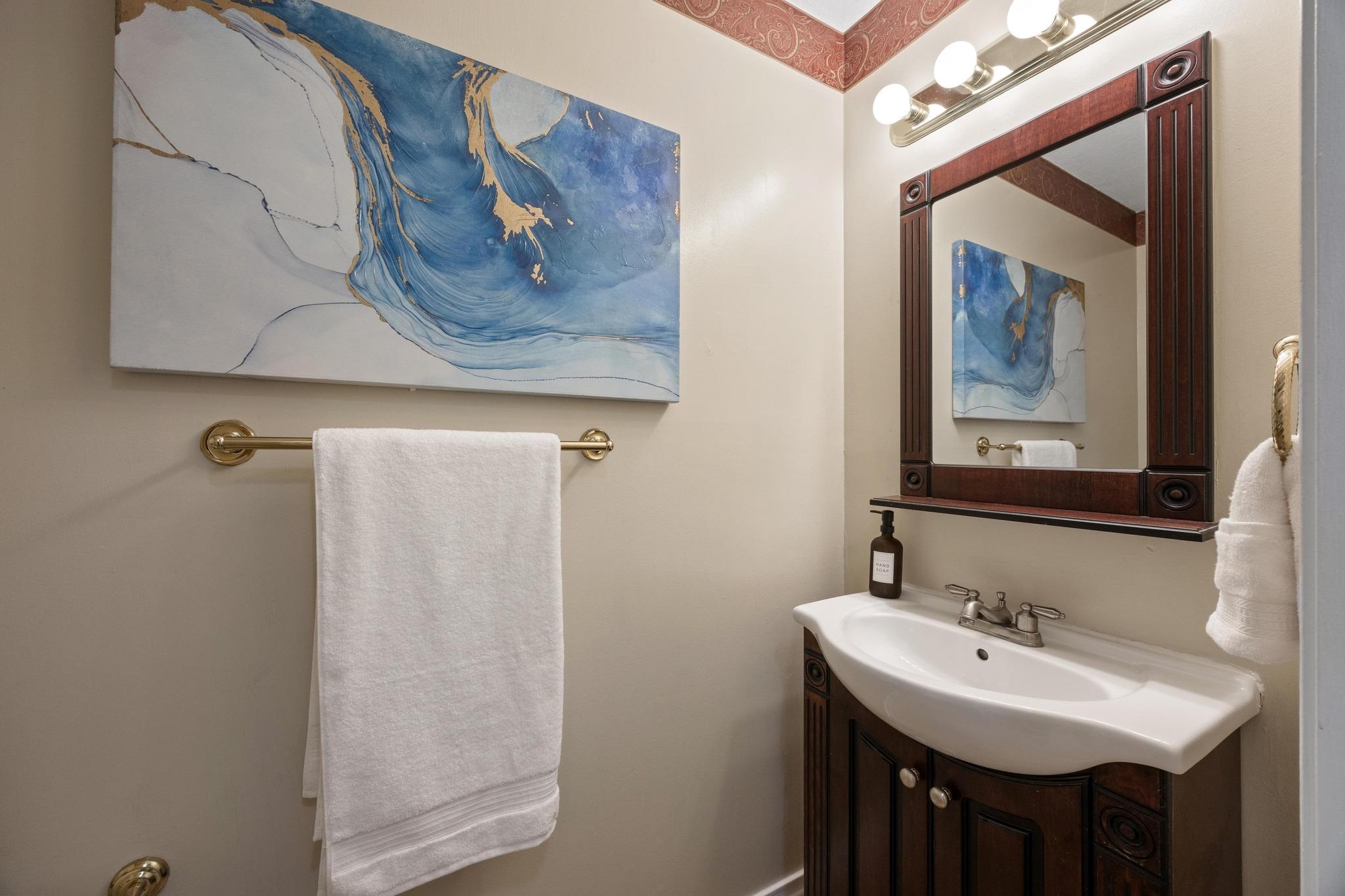 2215 Granger Ln Property Photo 22