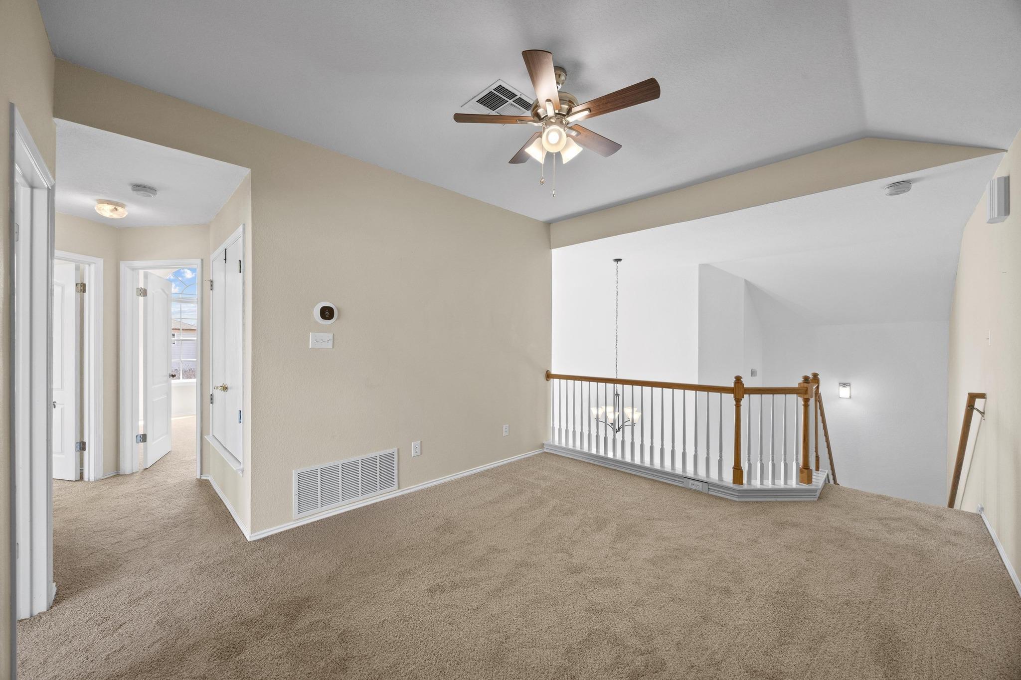 2215 Granger Ln Property Photo 24
