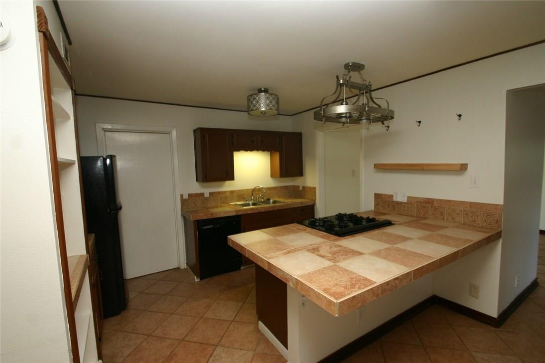 6702 Isabelle Dr Property Photo 3